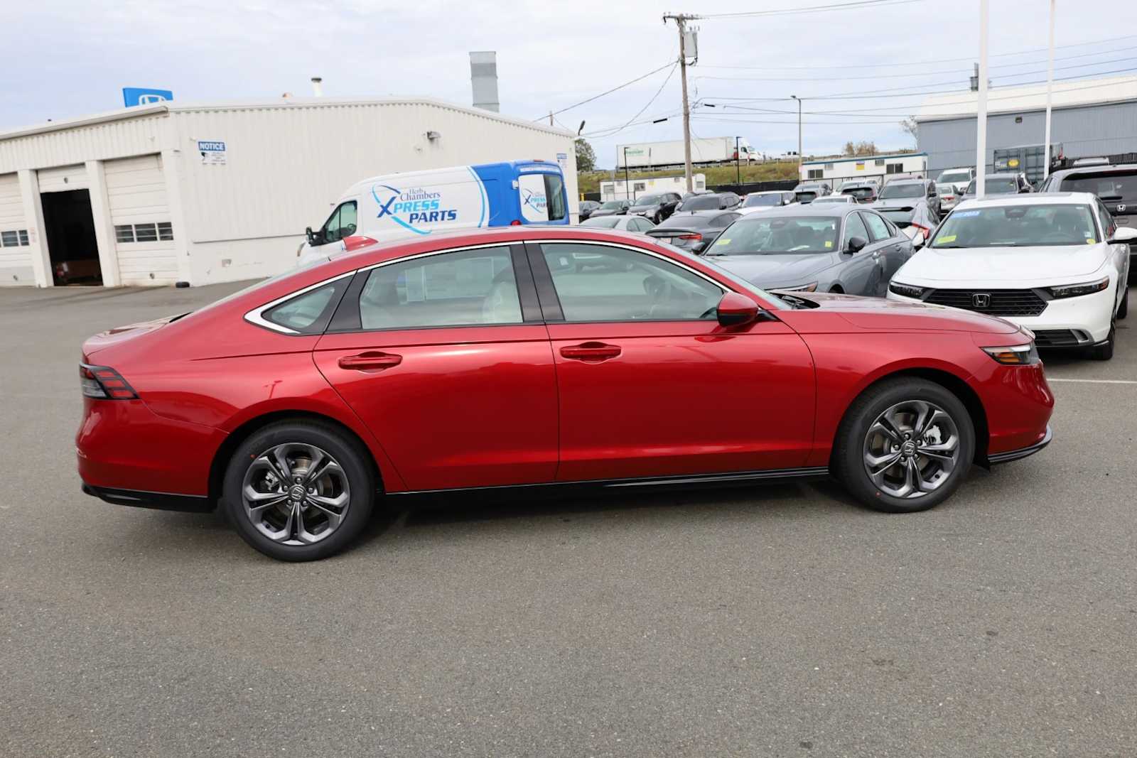 new 2025 Honda Accord Hybrid car