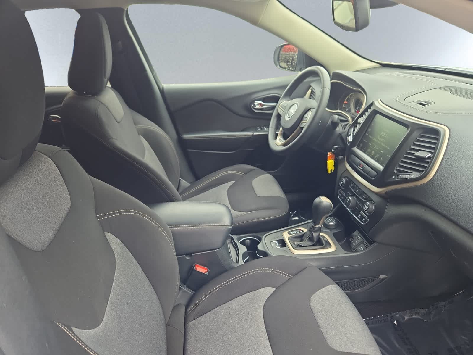 used 2014 Jeep Cherokee car, priced at $12,998