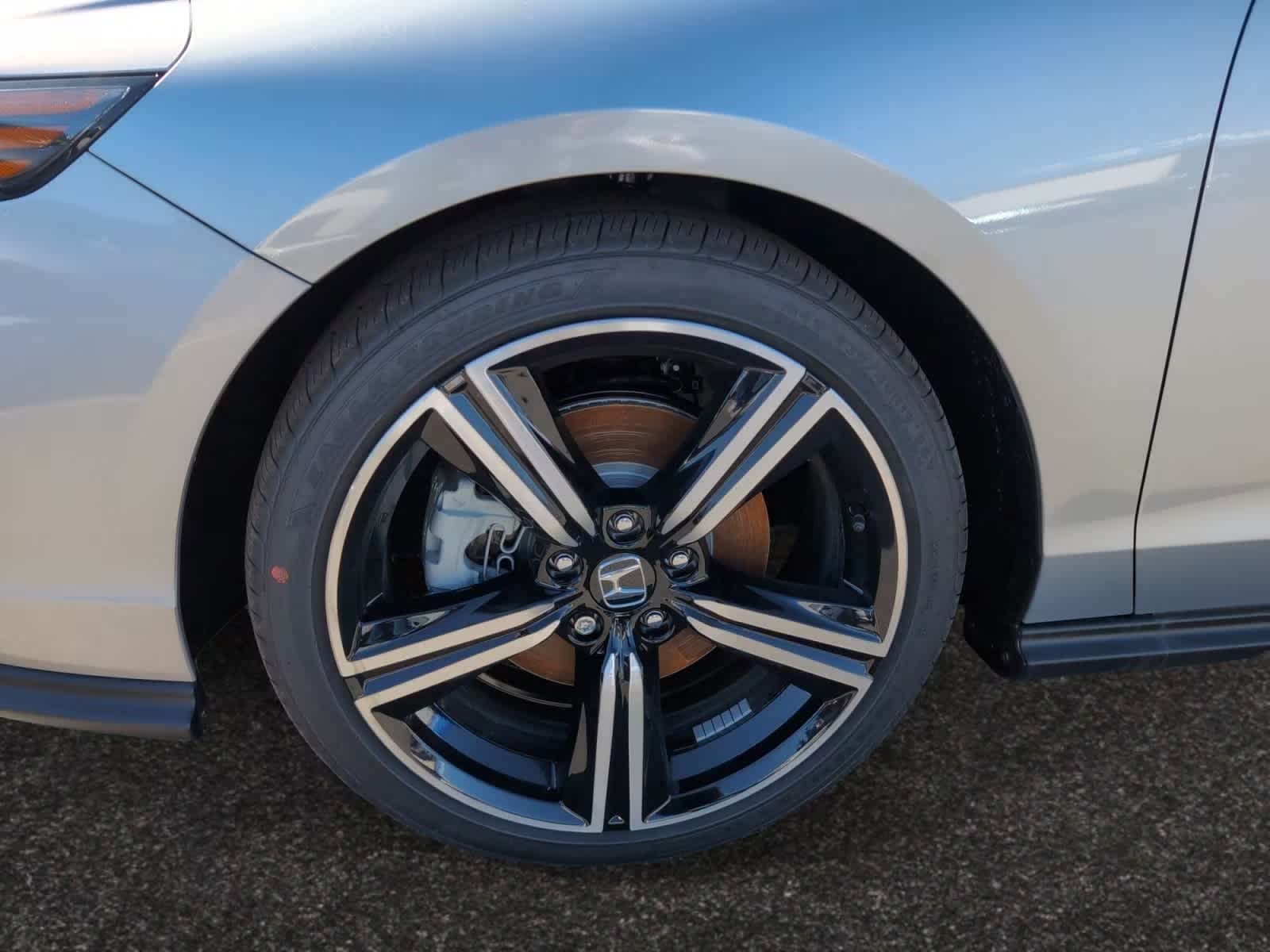 new 2025 Honda Accord Hybrid car