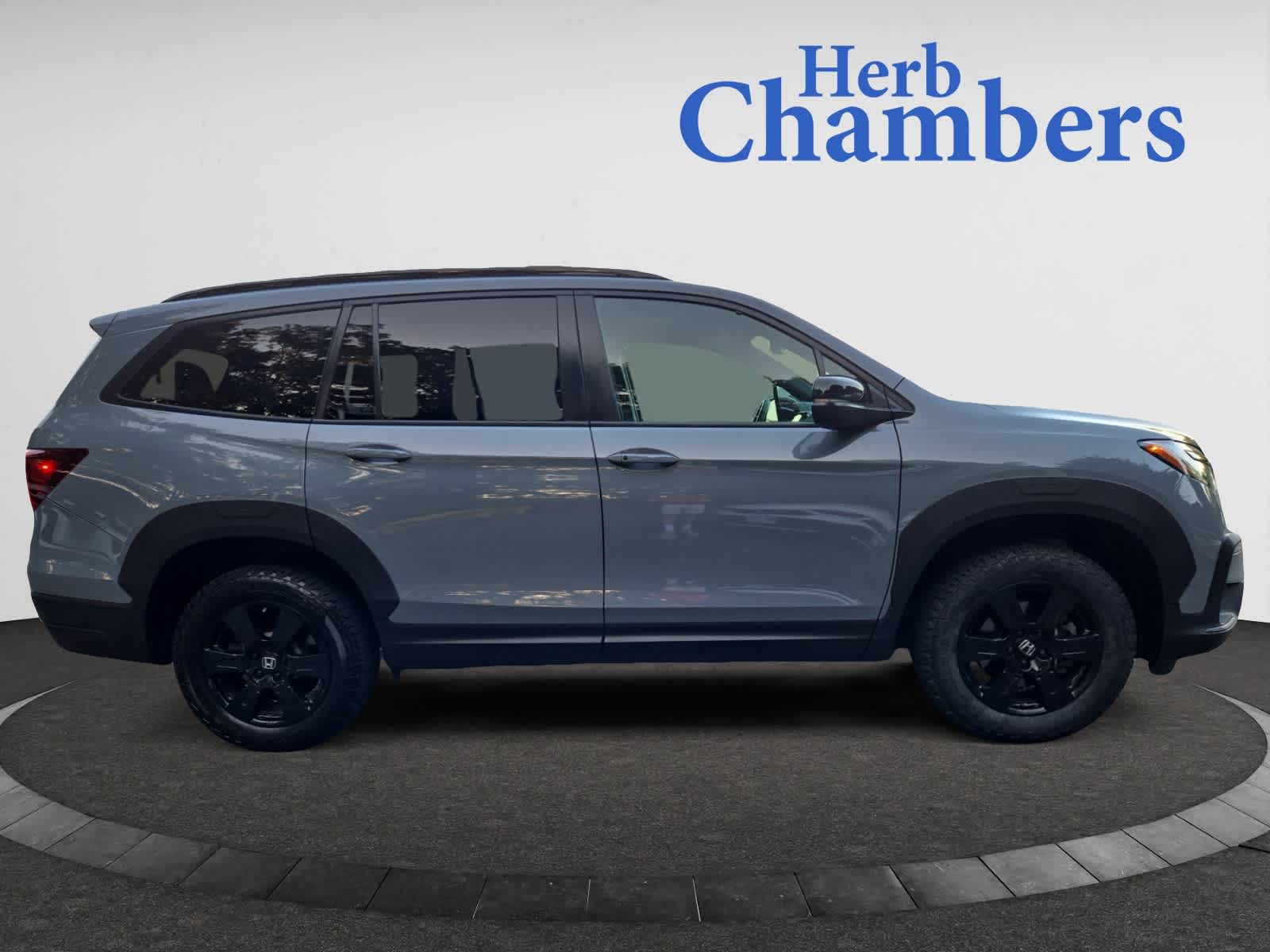used 2022 Honda Pilot car, priced at $35,998