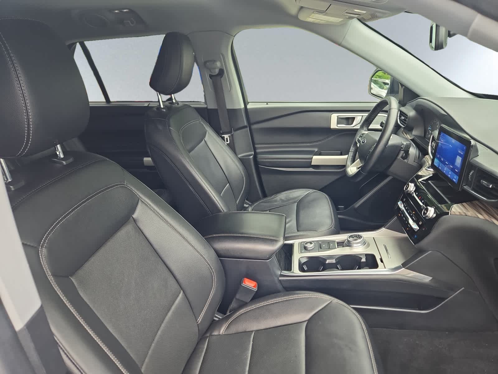 used 2021 Ford Explorer car, priced at $23,998