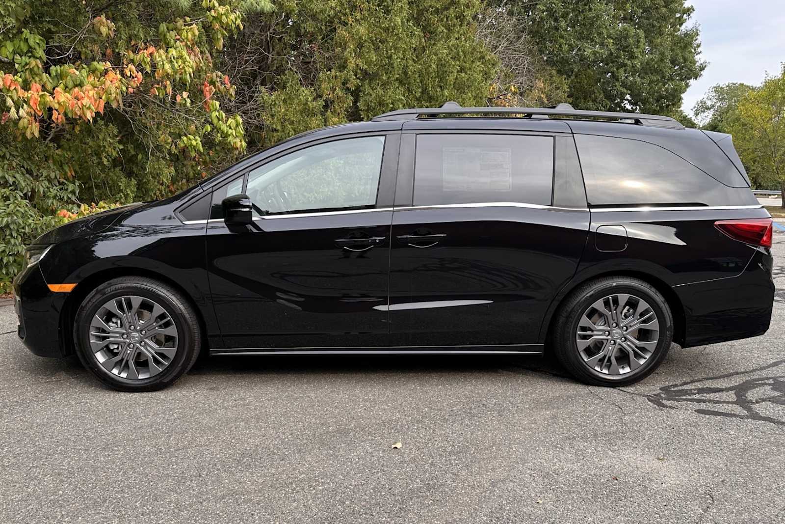 new 2025 Honda Odyssey car