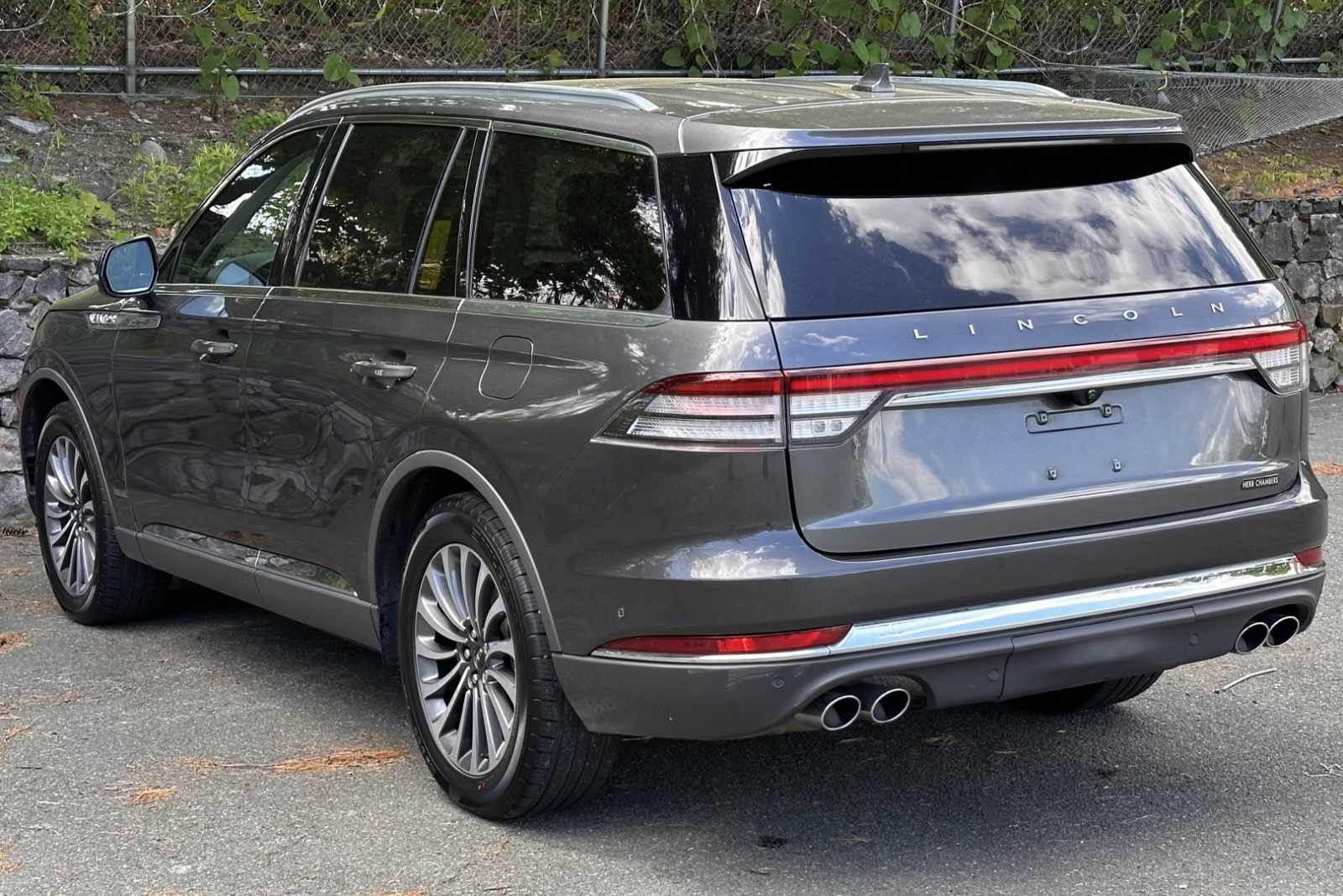 used 2020 Lincoln Aviator car, priced at $34,998