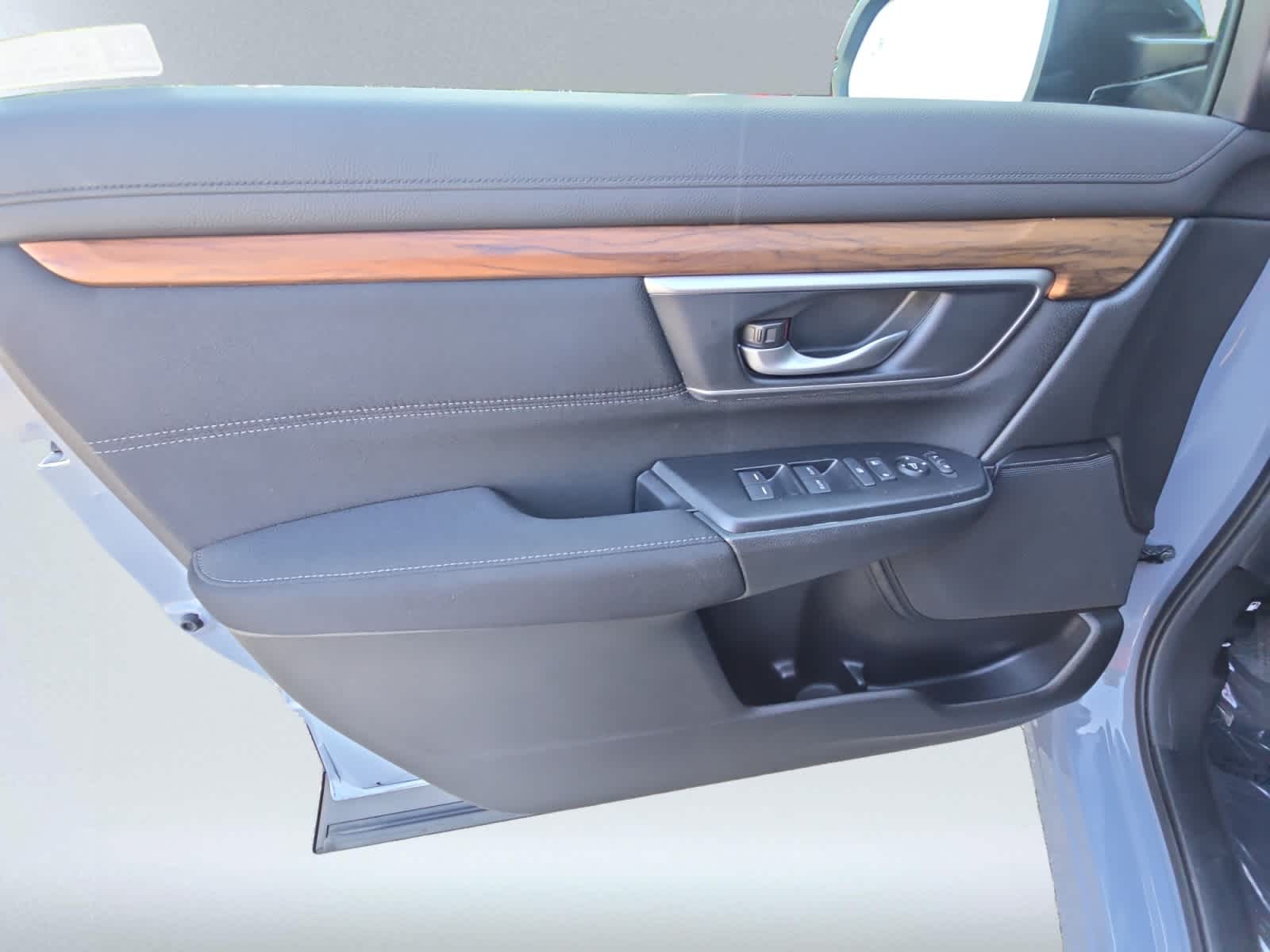 used 2022 Honda CR-V car, priced at $29,498