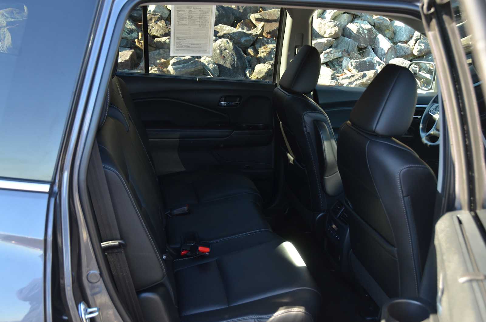 used 2022 Honda Pilot car, priced at $30,498