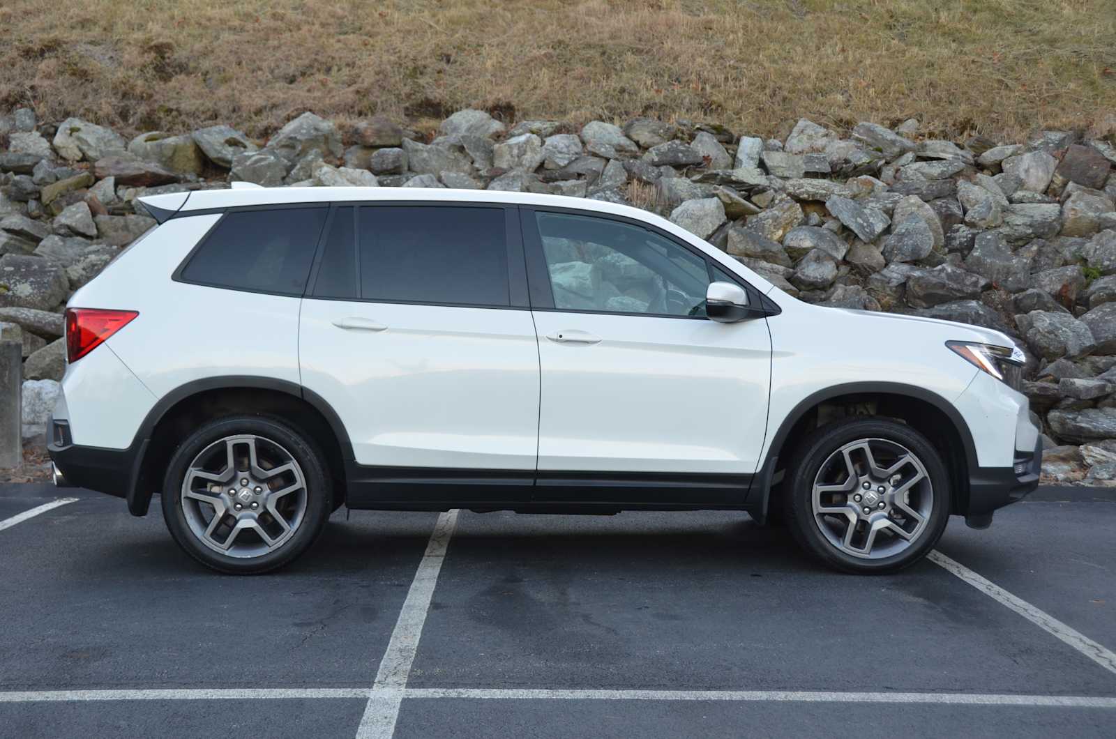 used 2022 Honda Passport car, priced at $30,998