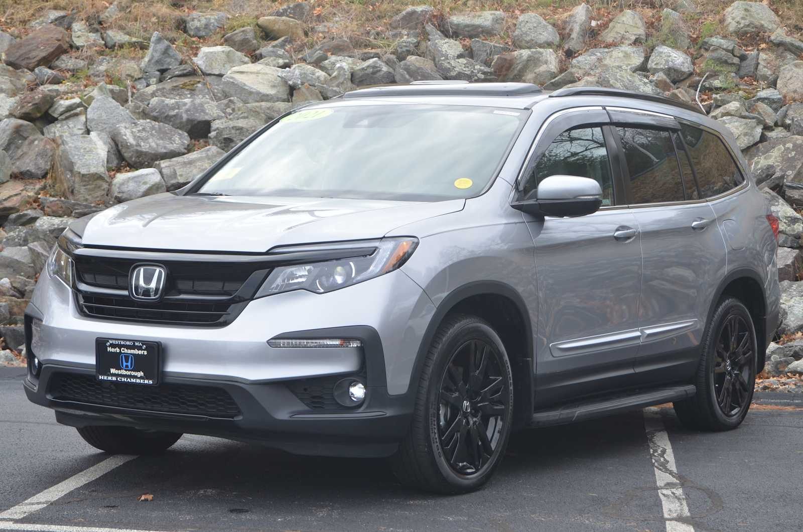 used 2021 Honda Pilot car, priced at $30,498