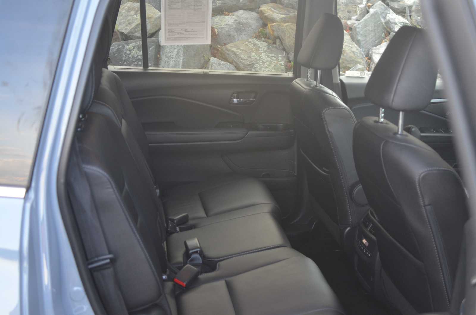 used 2022 Honda Pilot car, priced at $32,298