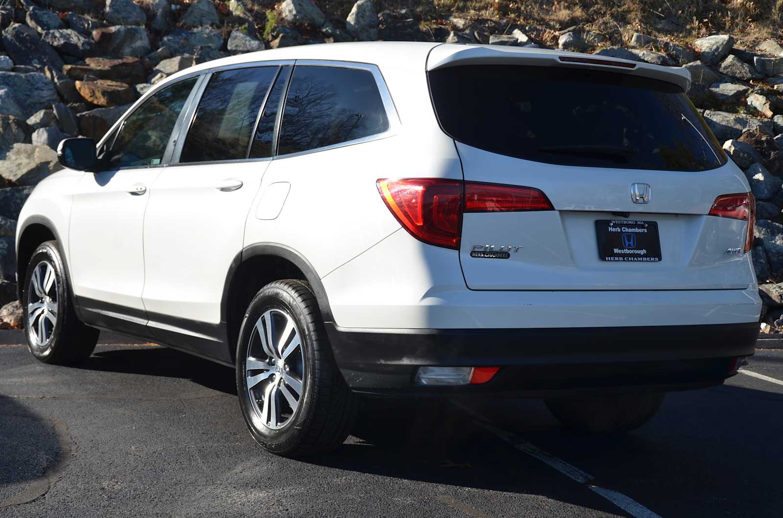 used 2018 Honda Pilot car, priced at $21,998