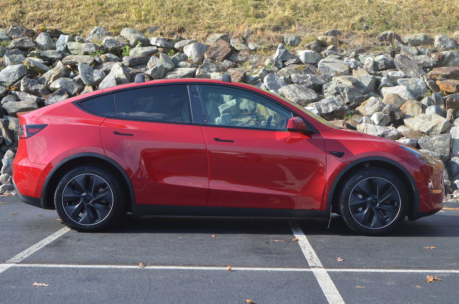 used 2023 Tesla Model Y car, priced at $34,998