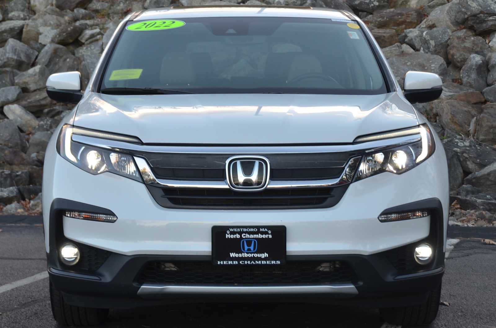 used 2022 Honda Pilot car, priced at $32,998