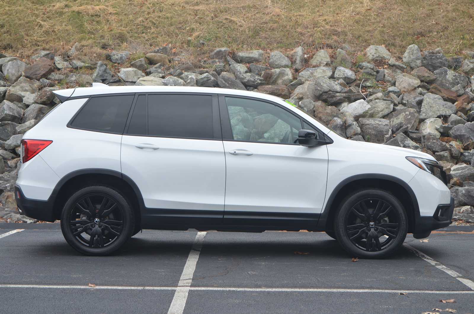 used 2021 Honda Passport car, priced at $26,498