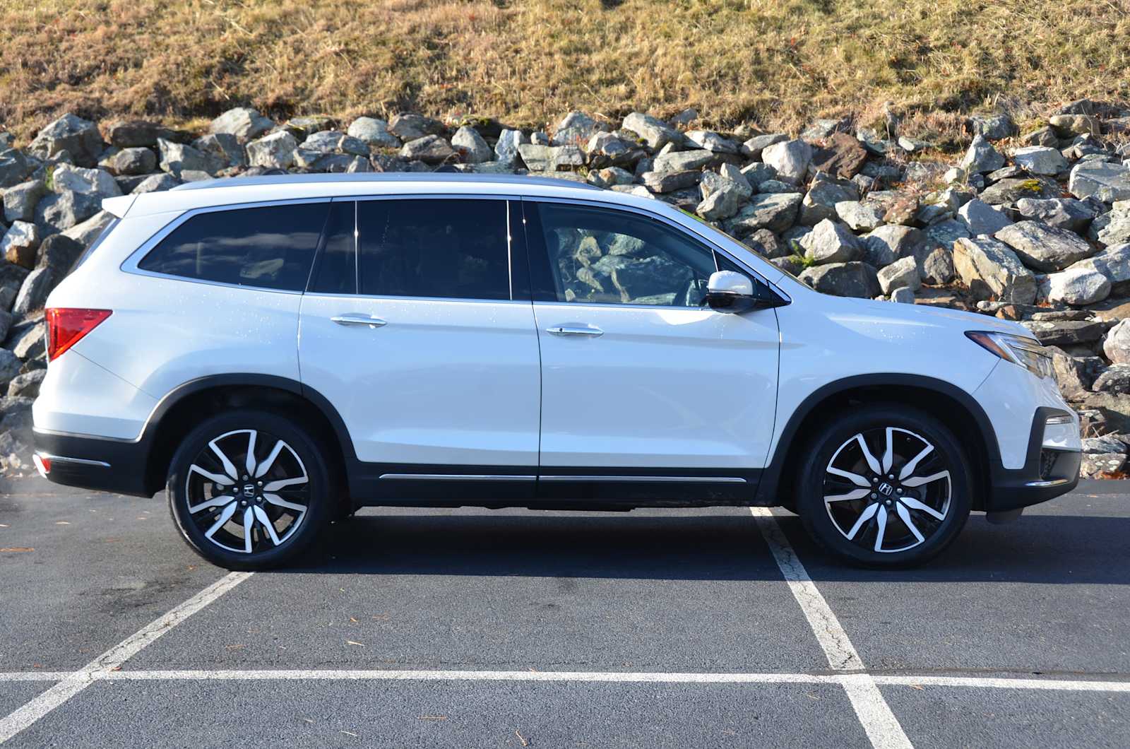 used 2020 Honda Pilot car, priced at $28,998