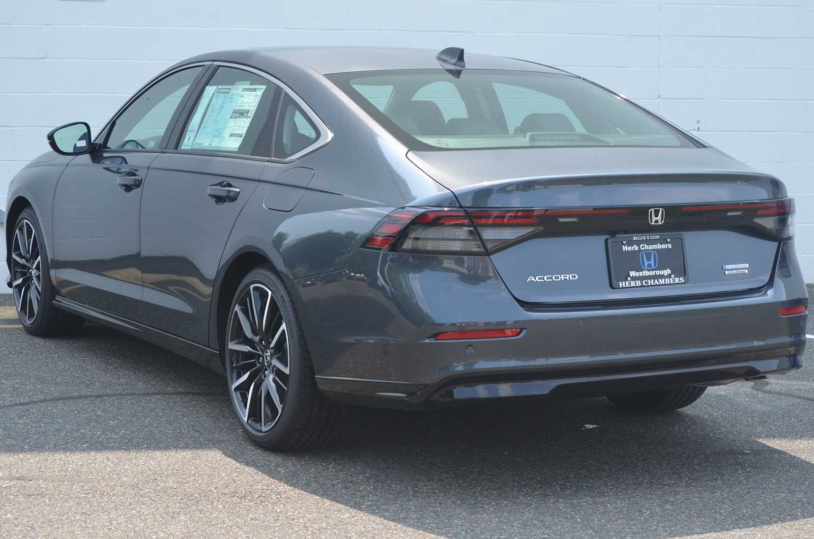 new 2024 Honda Accord Hybrid car