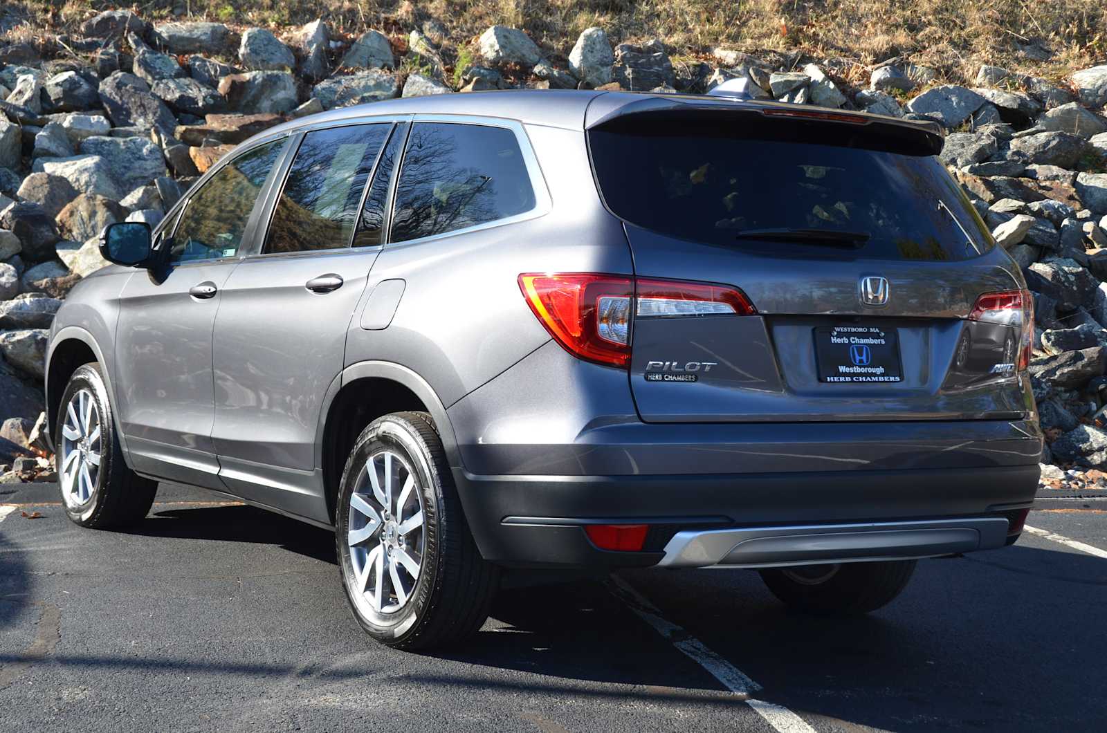 used 2022 Honda Pilot car, priced at $30,498