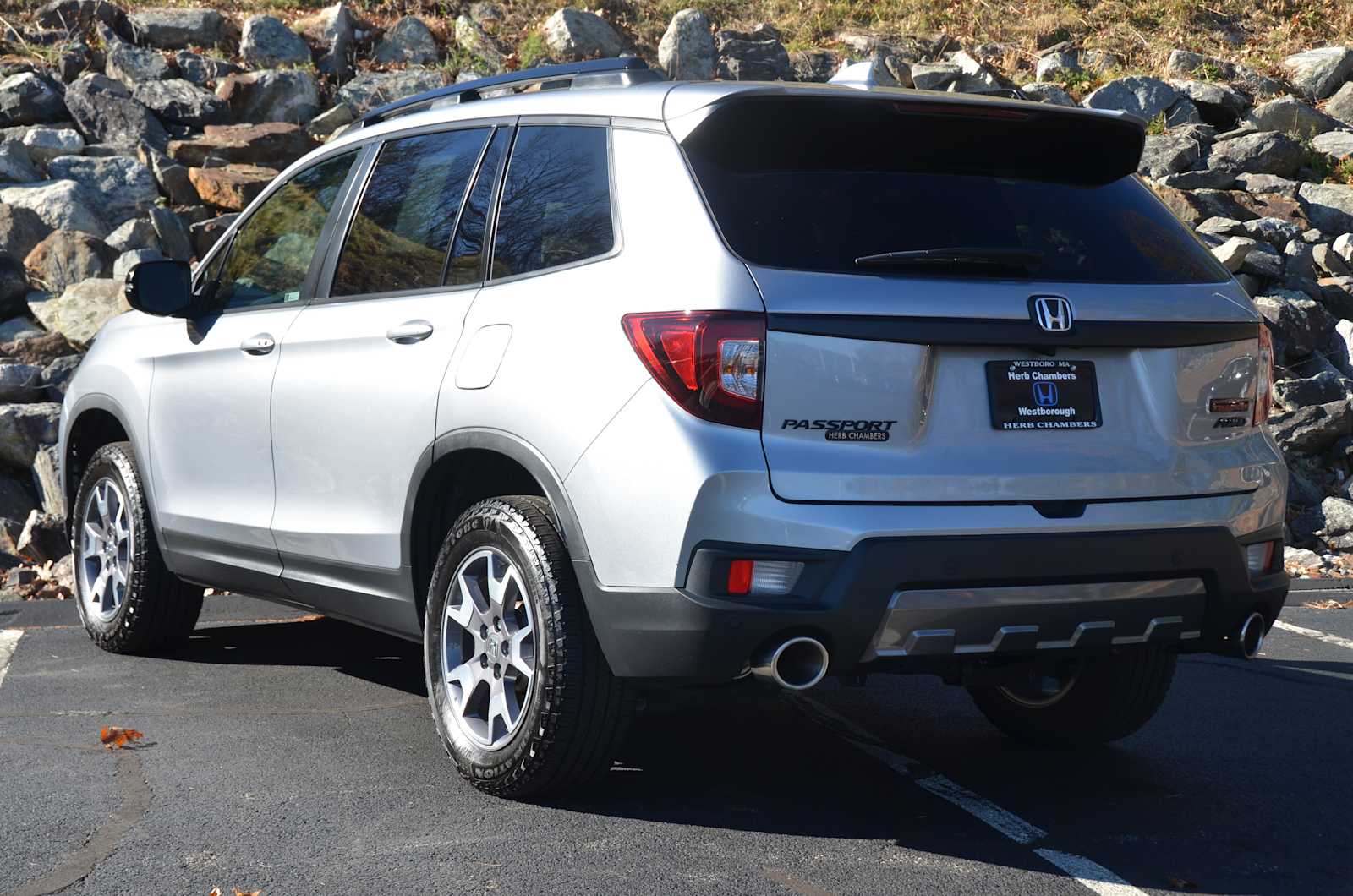 used 2022 Honda Passport car, priced at $32,398