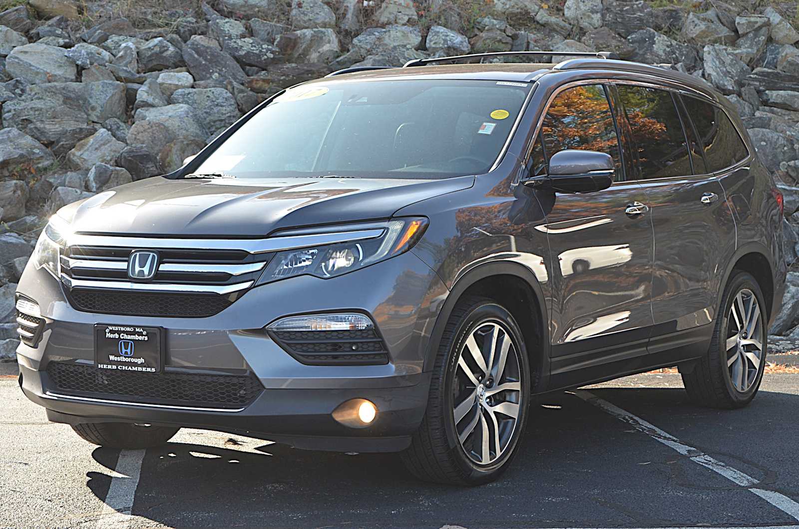 used 2017 Honda Pilot car, priced at $22,498