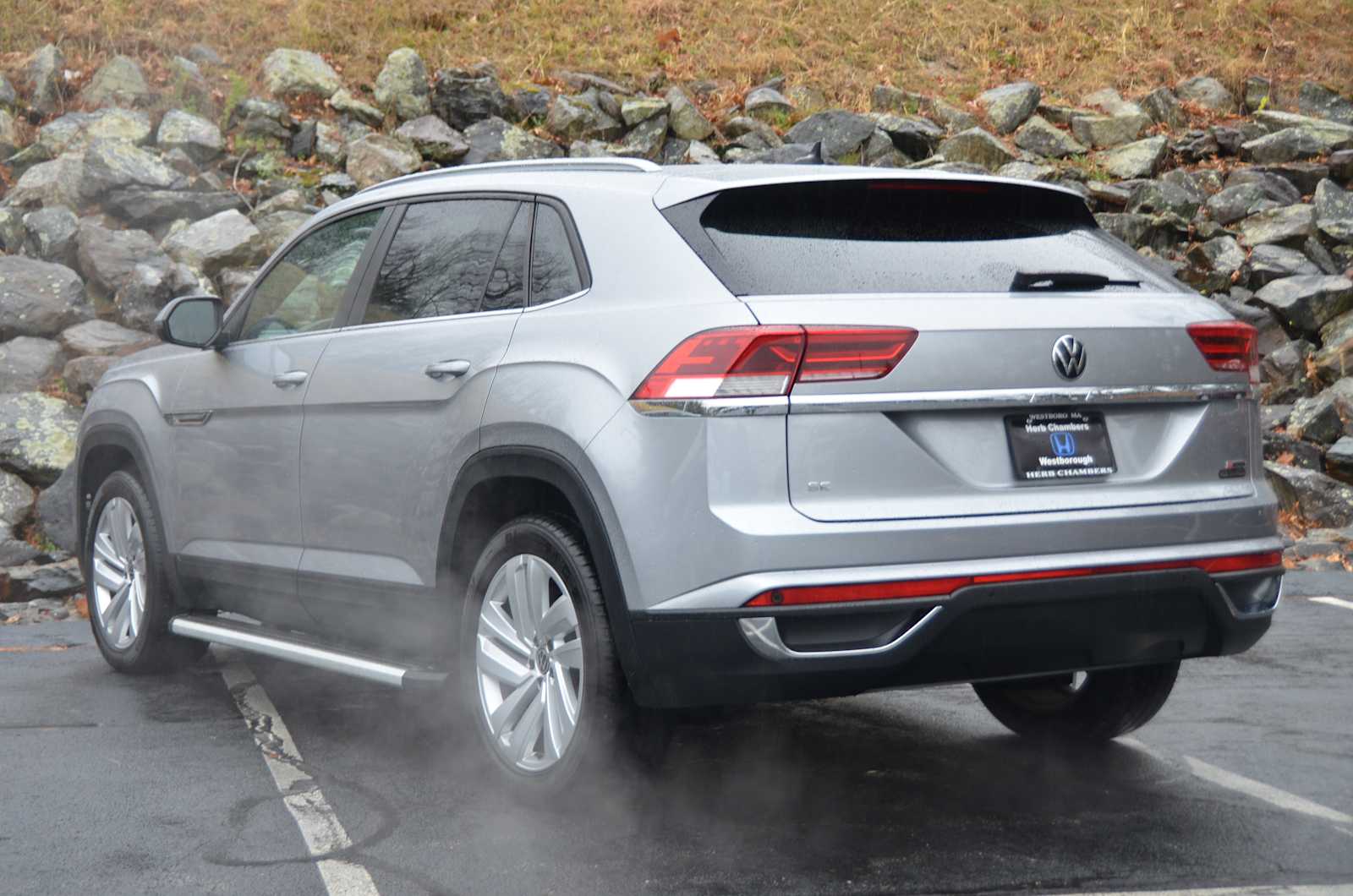 used 2020 Volkswagen Atlas Cross Sport car, priced at $23,998