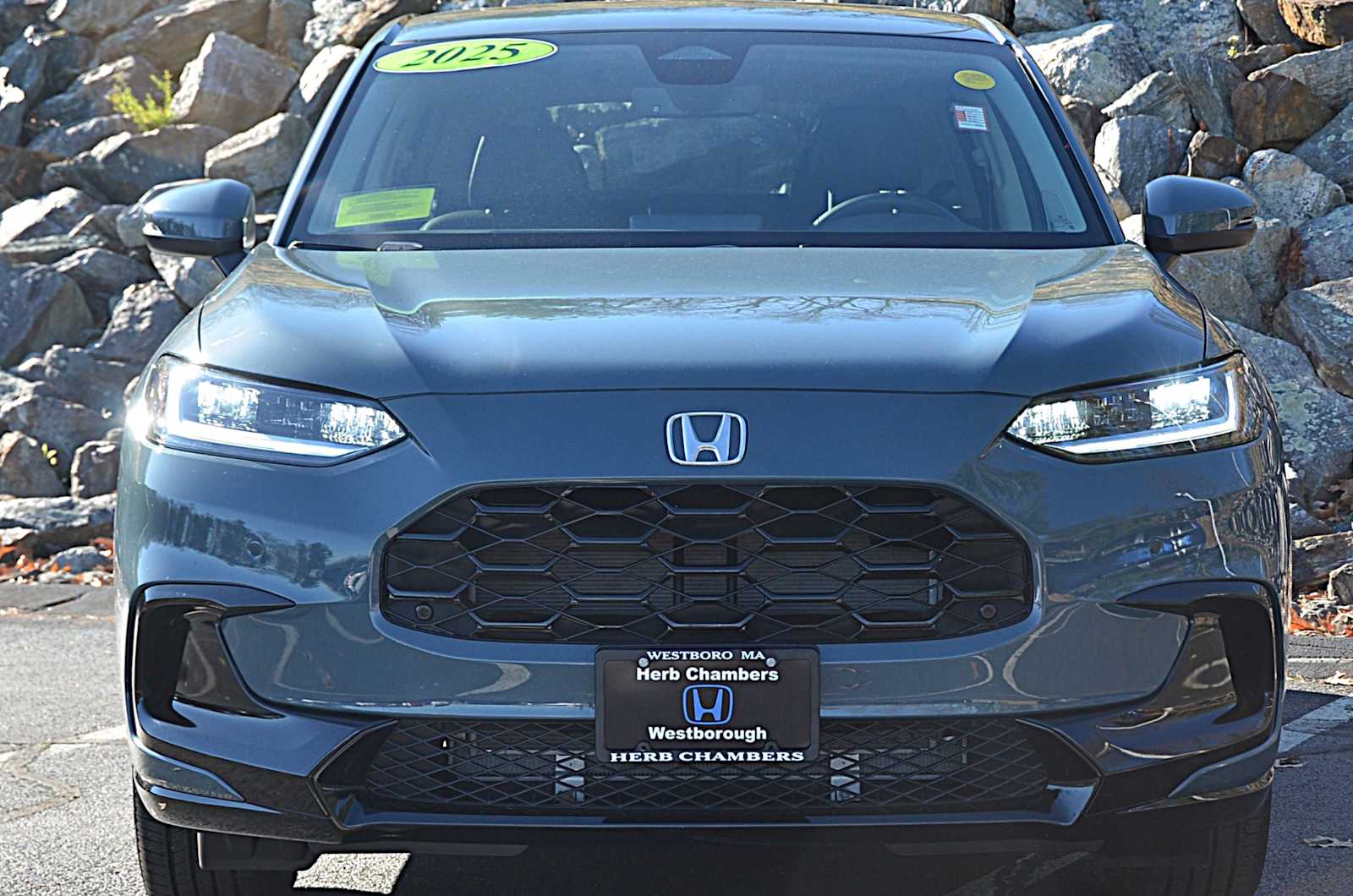 used 2025 Honda HR-V car, priced at $31,398