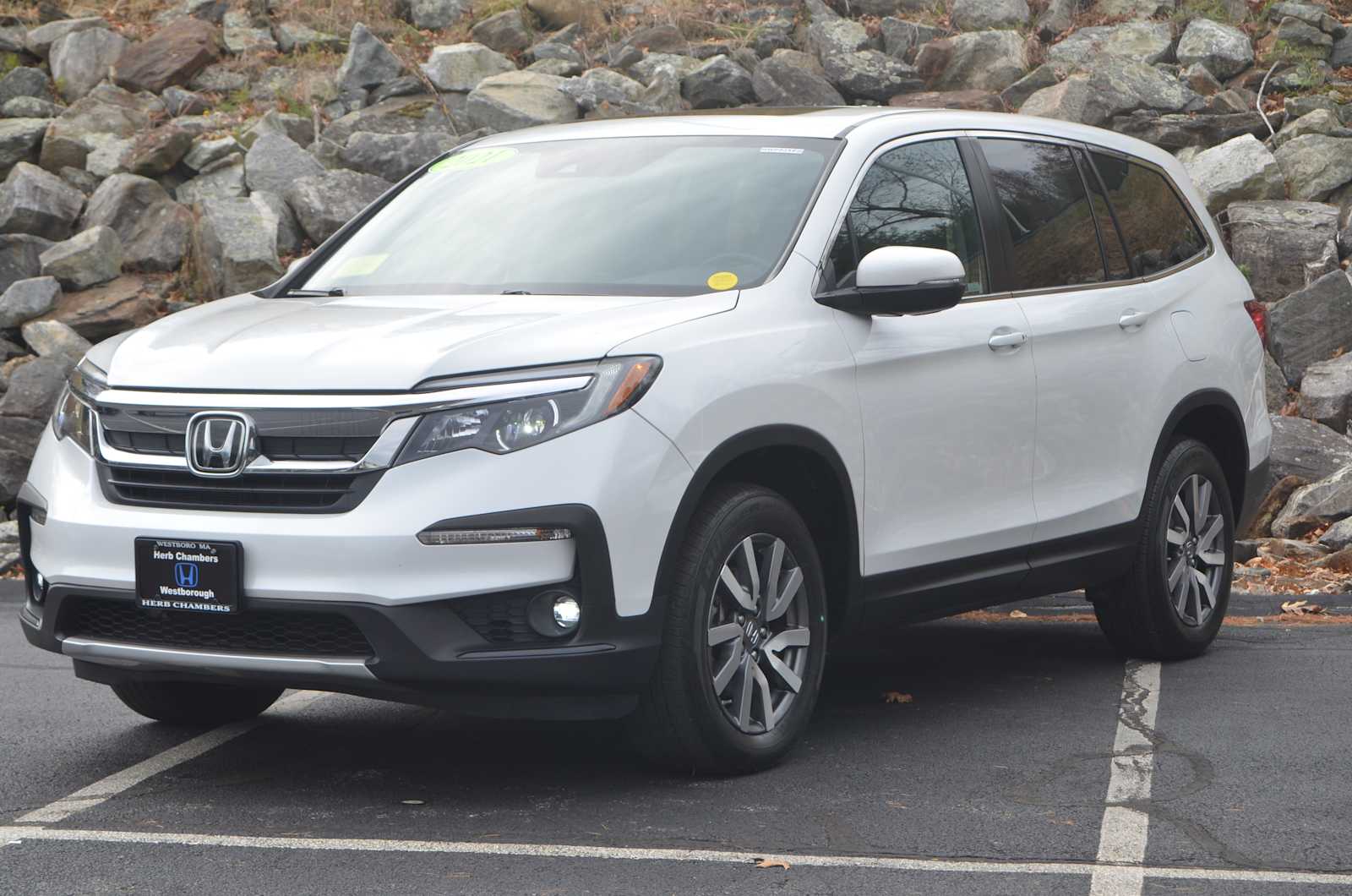 used 2021 Honda Pilot car, priced at $29,998