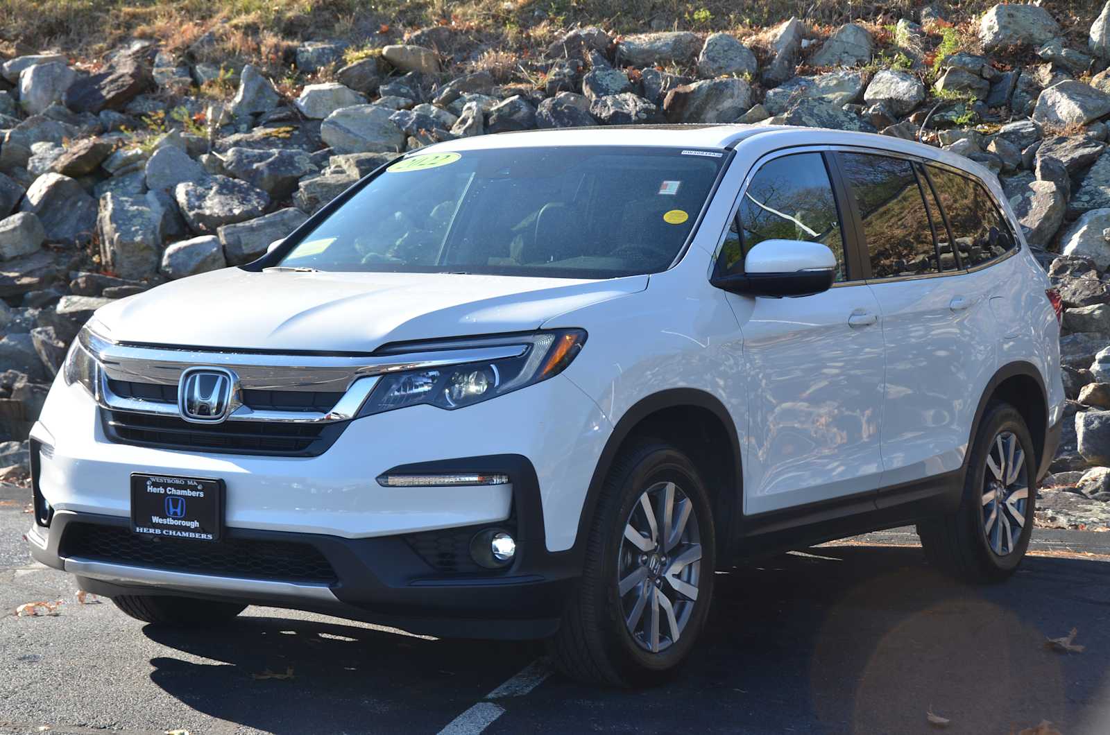 used 2022 Honda Pilot car, priced at $33,998