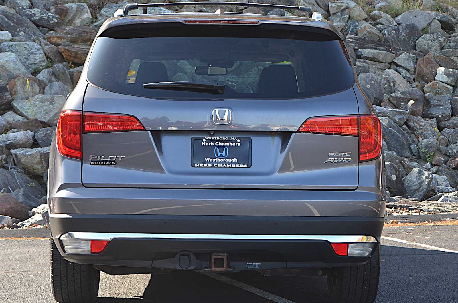 used 2017 Honda Pilot car, priced at $22,498