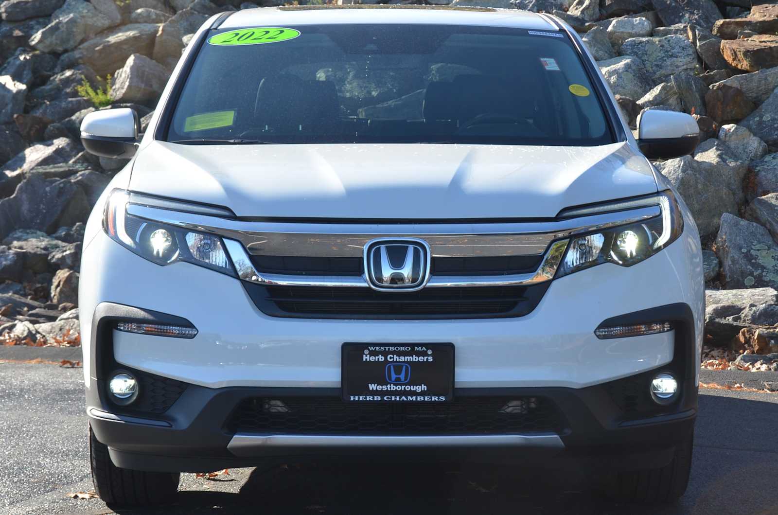 used 2022 Honda Pilot car, priced at $33,998