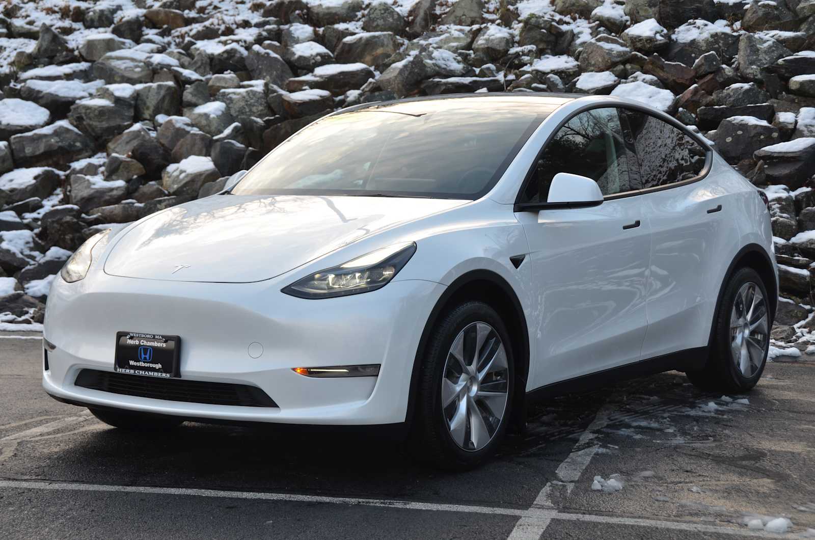 used 2024 Tesla Model Y car, priced at $37,998