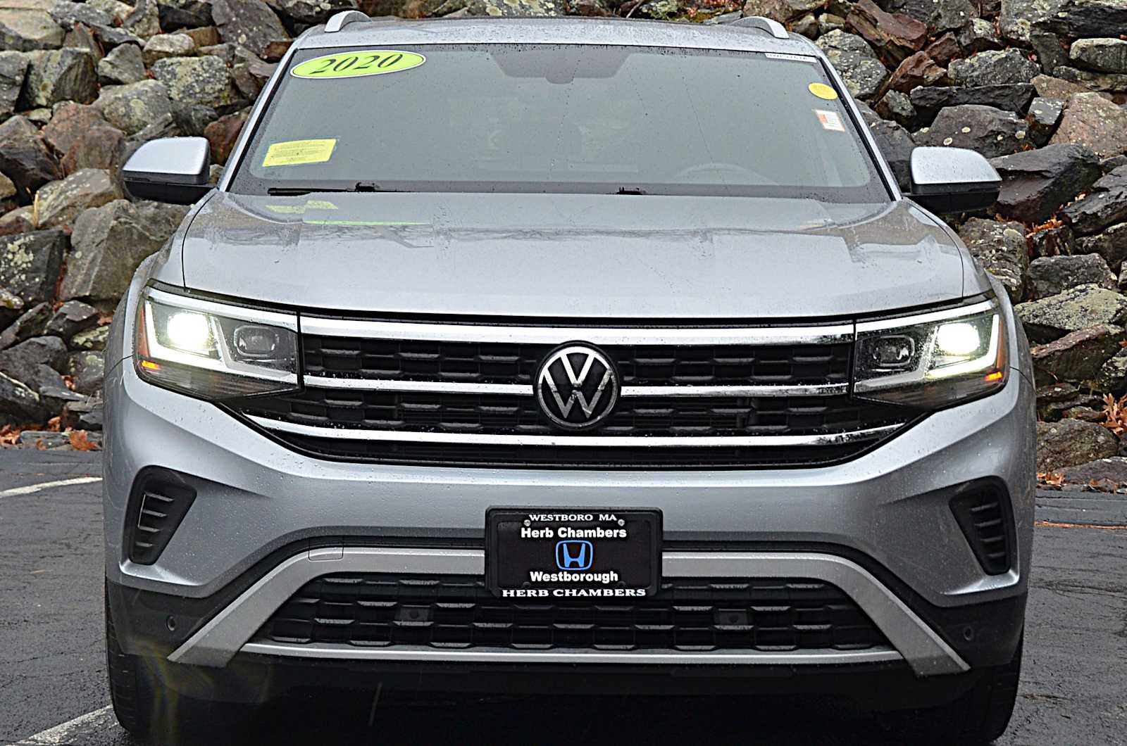 used 2020 Volkswagen Atlas Cross Sport car, priced at $23,998