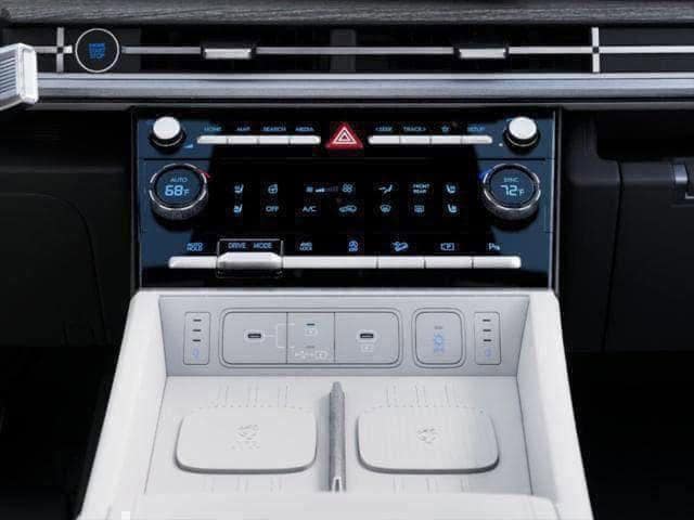 new 2025 Hyundai Santa Fe car, priced at $48,528