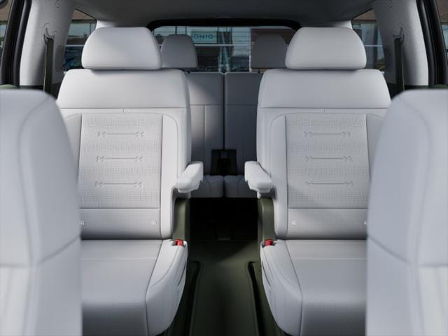 new 2025 Hyundai Santa Fe Hybrid car, priced at $52,025