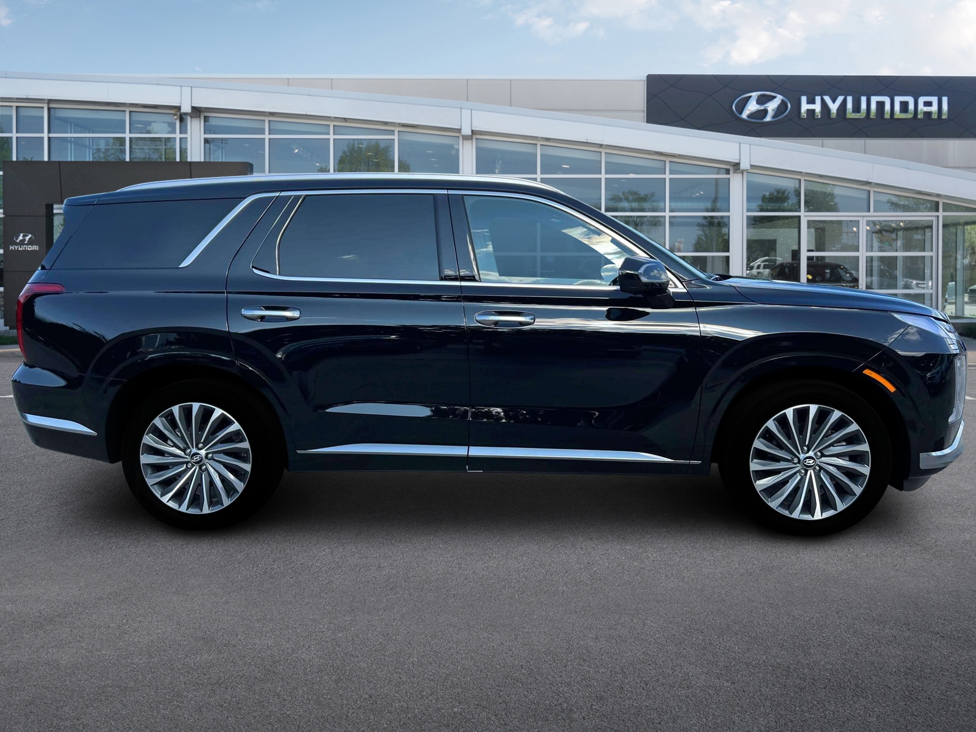 new 2025 Hyundai Palisade car, priced at $51,358