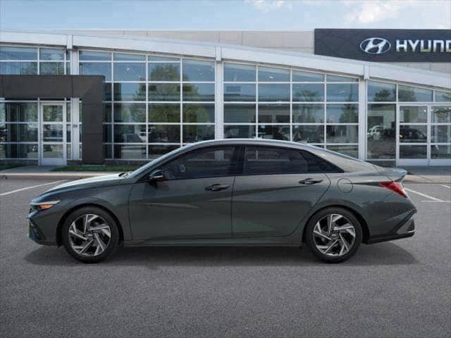 new 2025 Hyundai Elantra Hybrid car, priced at $27,941