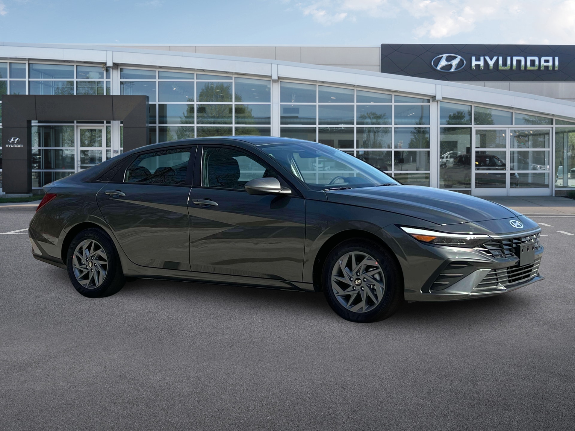 new 2025 Hyundai Elantra Hybrid car, priced at $25,616