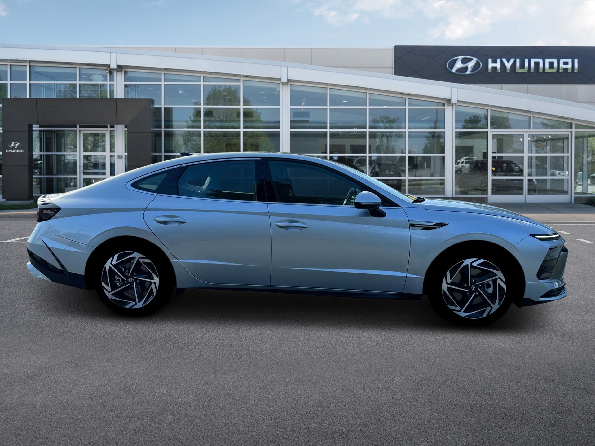 new 2025 Hyundai Sonata car, priced at $30,718