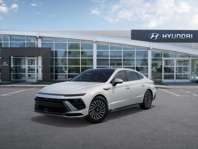 new 2025 Hyundai Sonata Hybrid car, priced at $38,635