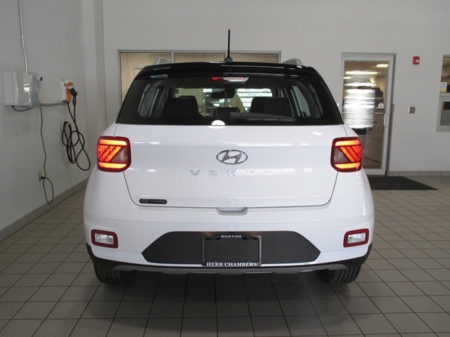 new 2024 Hyundai Venue car, priced at $24,955