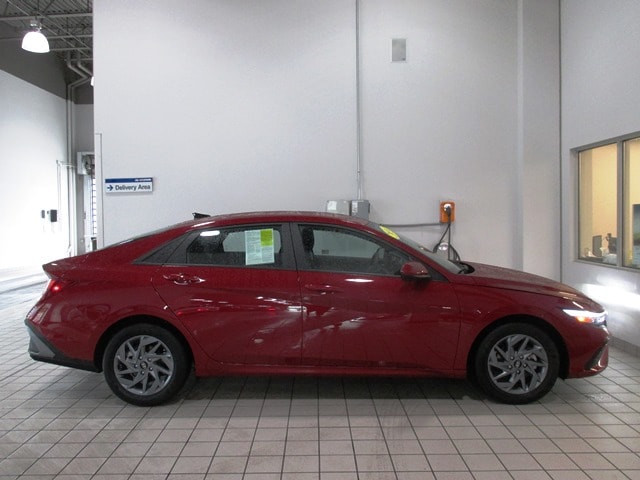 used 2024 Hyundai Elantra car, priced at $23,998