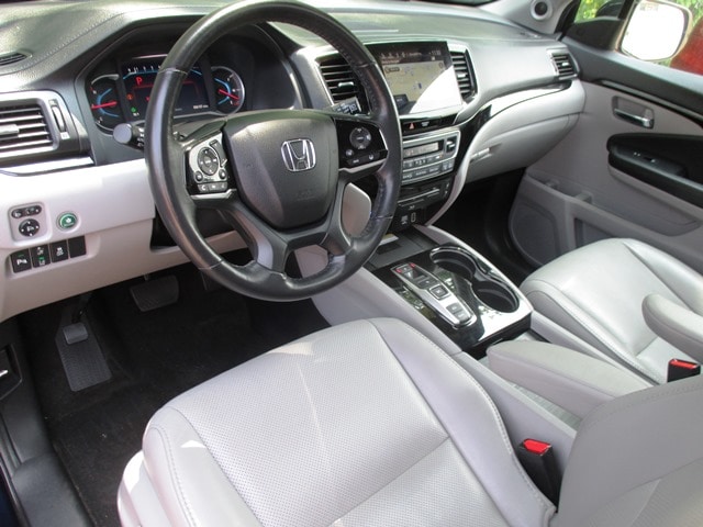 used 2019 Honda Pilot car, priced at $29,298