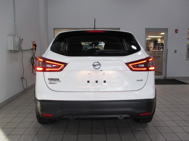 used 2020 Nissan Rogue Sport car, priced at $18,498