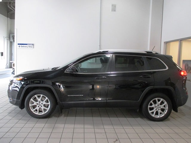 used 2018 Jeep Cherokee car, priced at $14,998