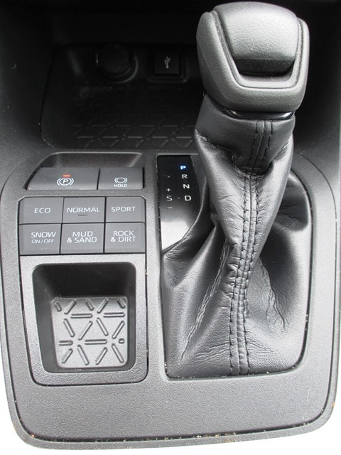 used 2022 Toyota RAV4 car, priced at $28,498