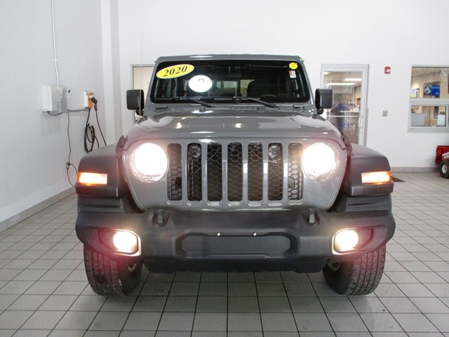 used 2020 Jeep Gladiator car, priced at $31,398