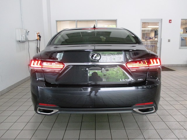 used 2018 Lexus LS 500 car, priced at $45,998