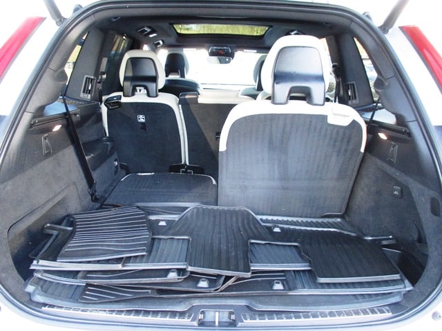 used 2020 Volvo XC90 car, priced at $27,998