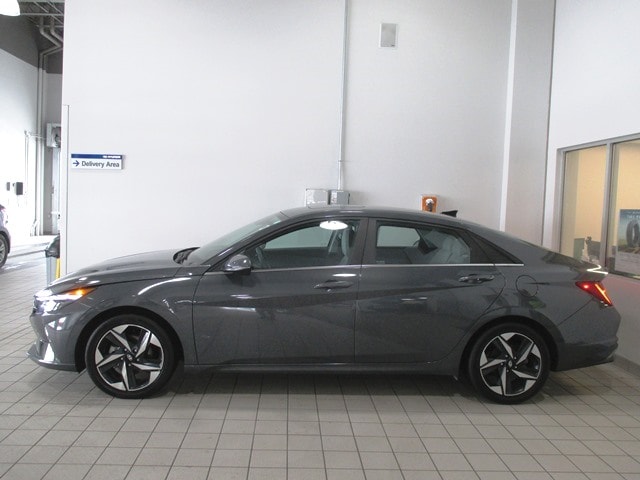 used 2023 Hyundai Elantra HEV car, priced at $26,998