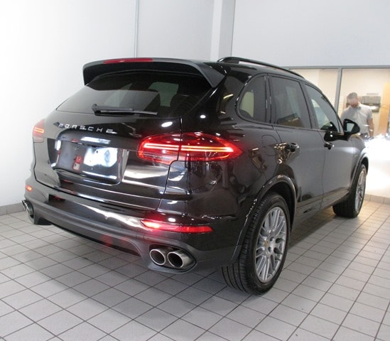 used 2018 Porsche Cayenne E-Hybrid car, priced at $28,998