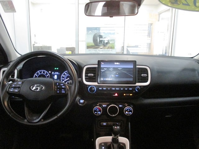 used 2022 Hyundai Venue car, priced at $17,998
