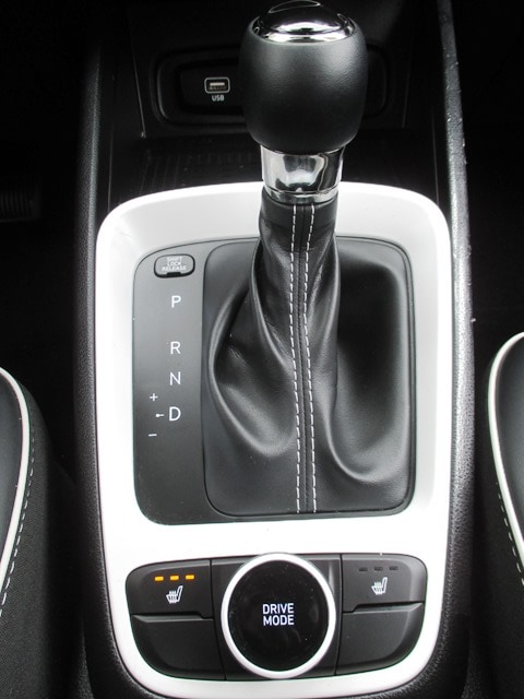 used 2024 Hyundai Venue car, priced at $21,998