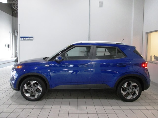 used 2024 Hyundai Venue car, priced at $21,998